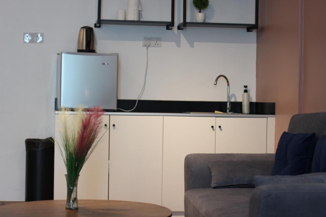 Summer Suites Apartment-The Summer Shopping Mall Kota Samarahan Ngoại thất bức ảnh