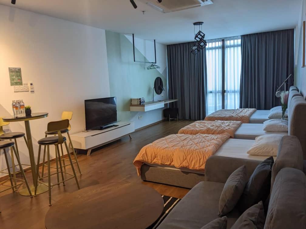 Summer Suites Apartment-The Summer Shopping Mall Kota Samarahan Ngoại thất bức ảnh